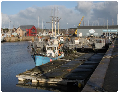 <img src="chambre d'hote, paimpol, ploubazlanec- Port de Paimpol.jpg" alt="chambres d'hôtes Paimpol">